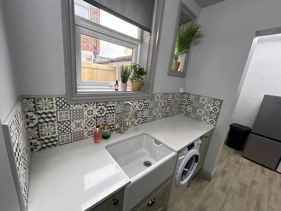 Luxurious Bridlington Villa Sleeps 13 0*,  Storbritannien