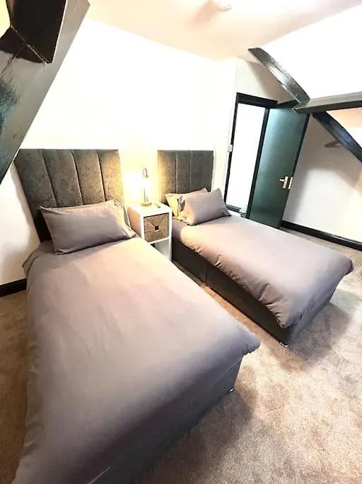 Semesterbostad Luxurious Bridlington Villa Sleeps 13
