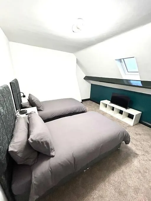 Luxurious Bridlington Villa Sleeps 13 Semesterbostad
